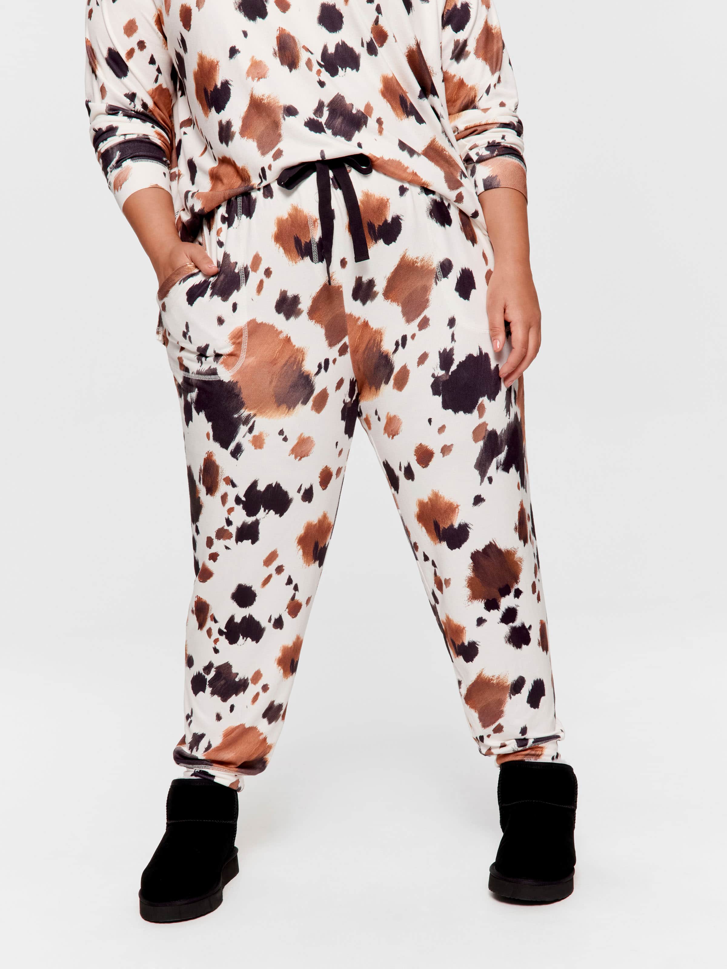 Image for P.A. Plus Cow Plush Easy Pj Pant from Peter Alexander
