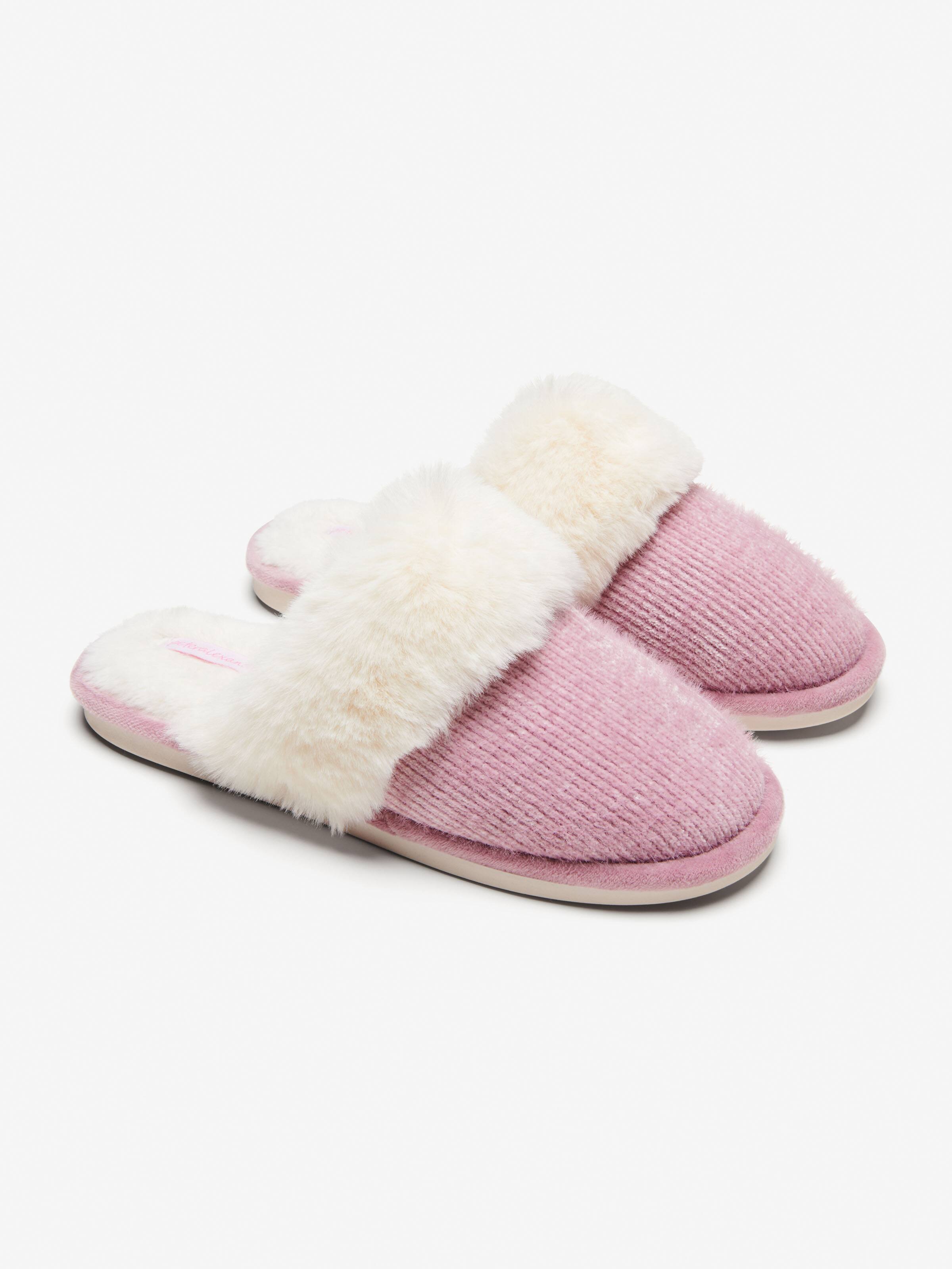 Rib Knit Fur Scuff