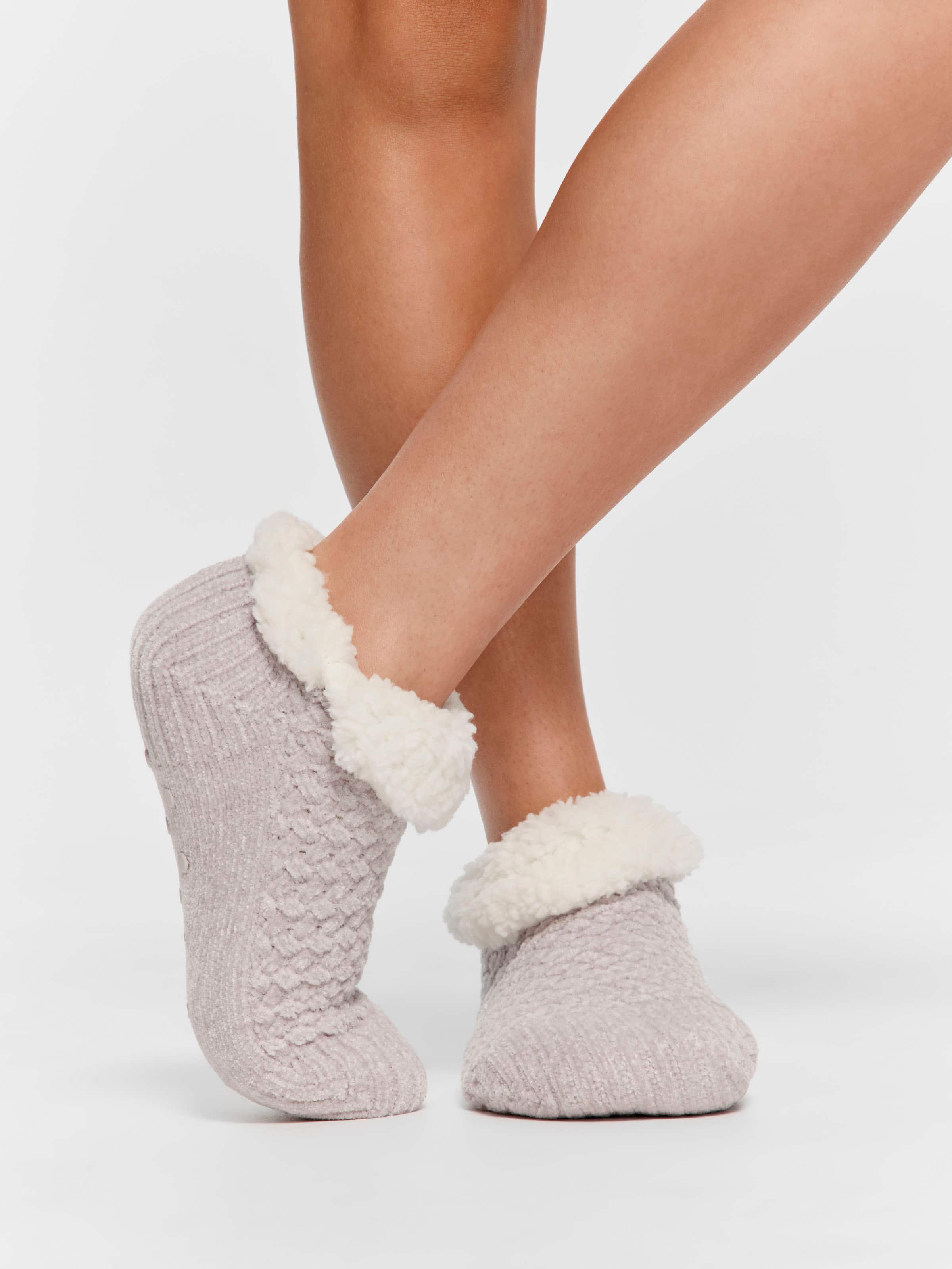 Silver Chenille Sockette