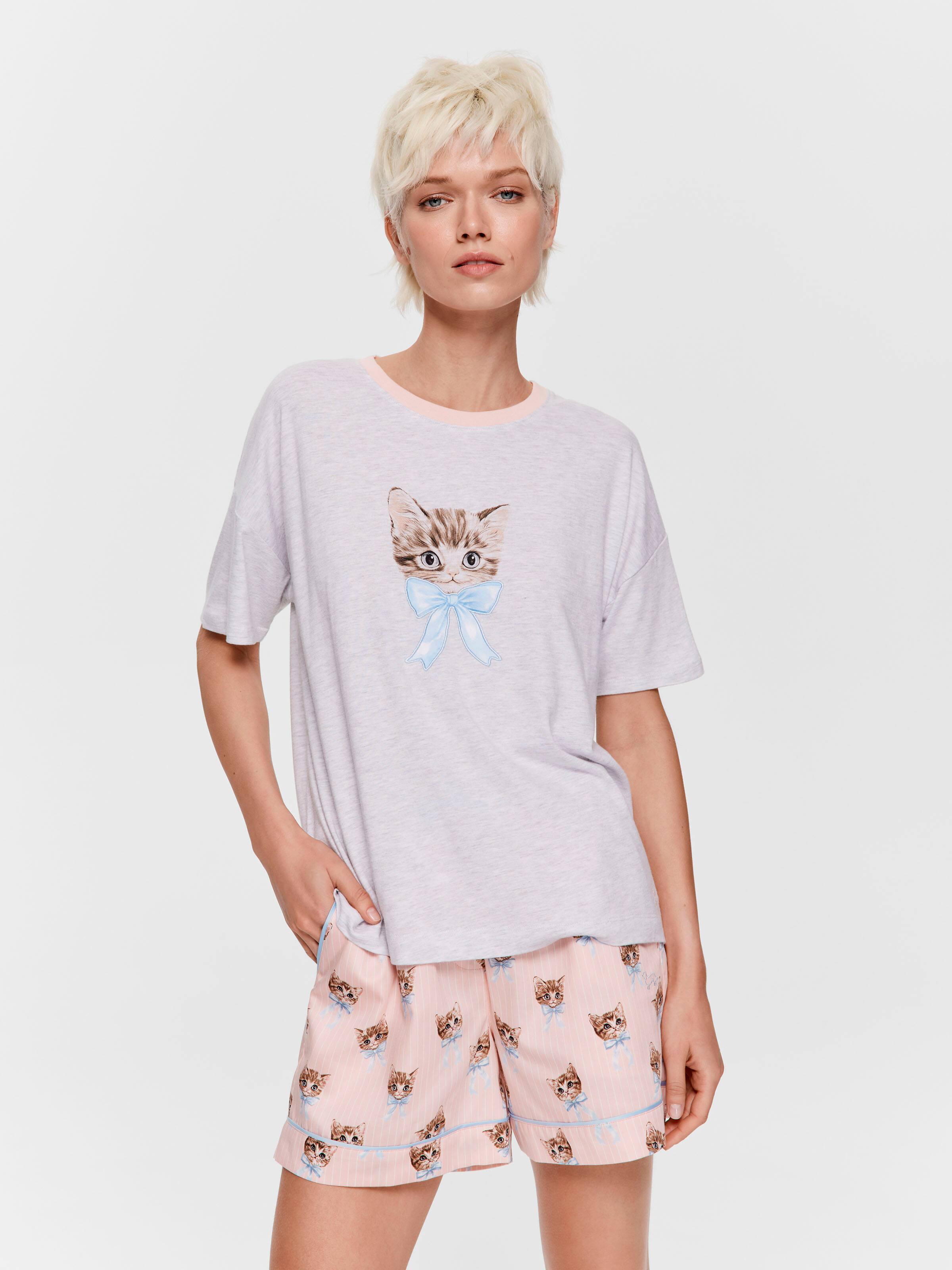 Vintage Cat Oversized Tee