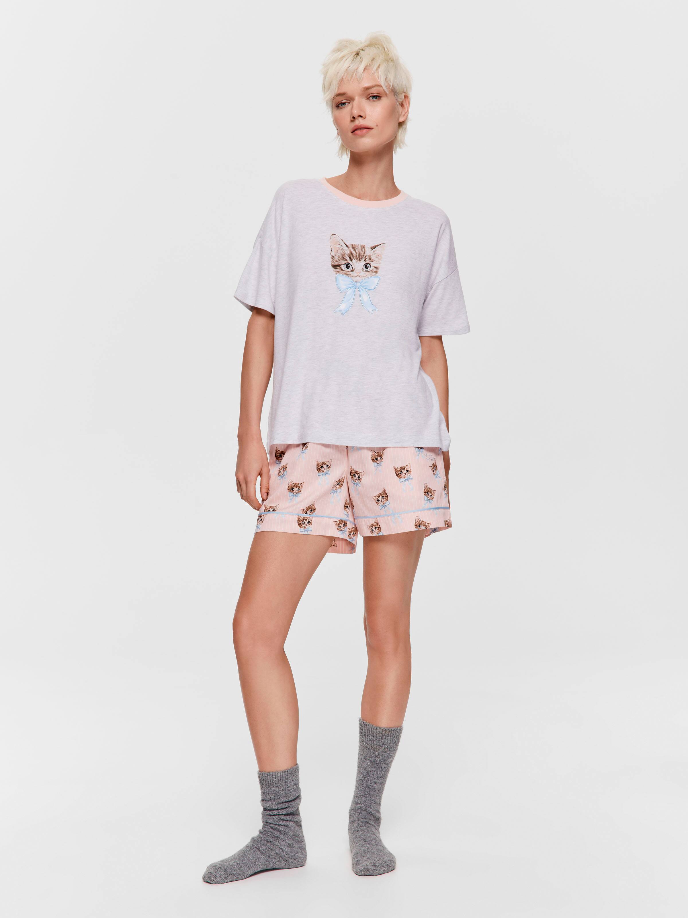 Vintage Cat Oversized Tee