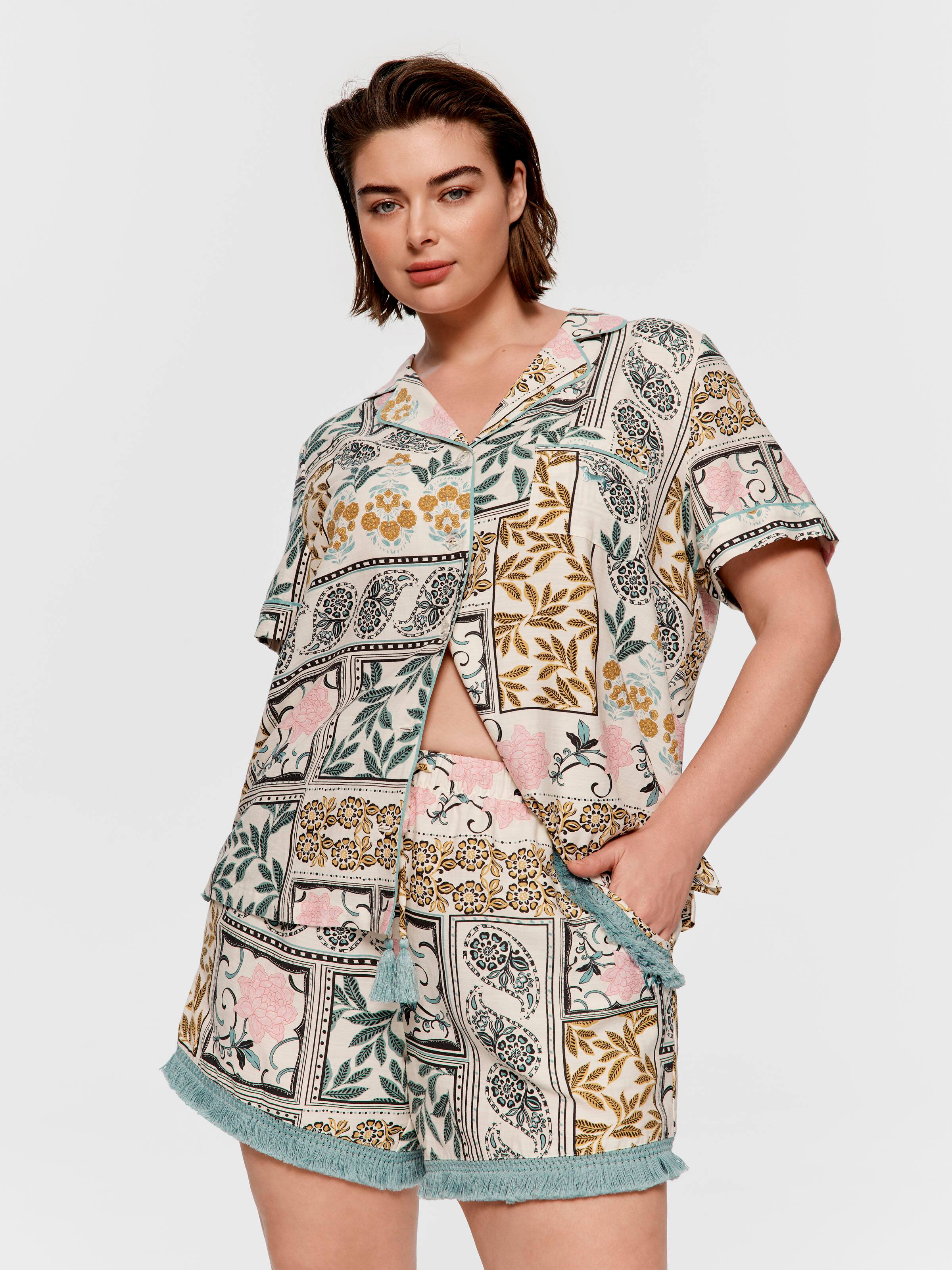 P.A. Plus Boho Floral Tassel Mid Short